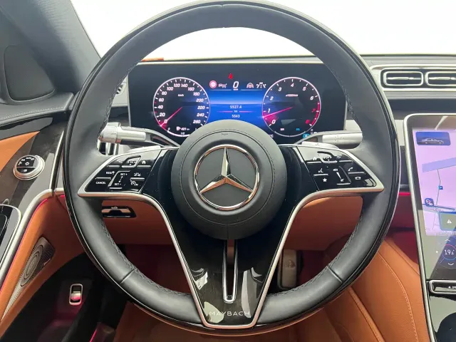 Mercedes-Benz Maybach S-Class — Фото автомобиля 11