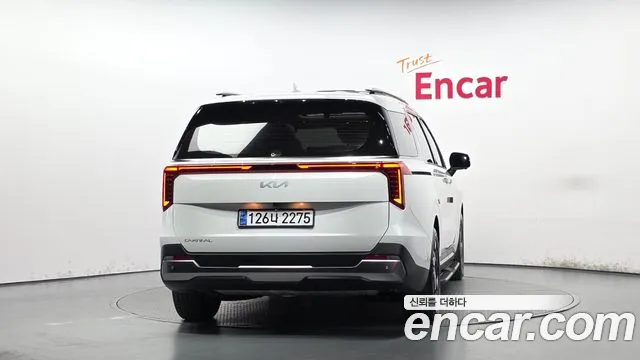 Kia Carnival 4th Gen — Фото автомобиля 4