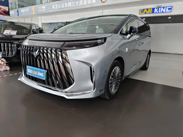 Фотография автомобиля — Arcfox Wendao V9