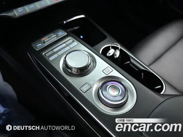 Genesis GV70 2.5T Бензин AWD — Фото автомобиля 9
