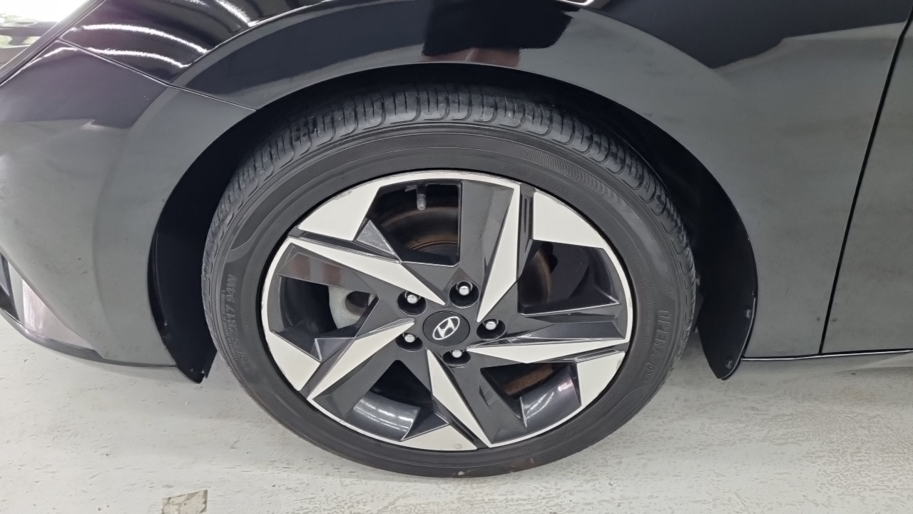 Hyundai Avante CN7 — Фото автомобиля 18