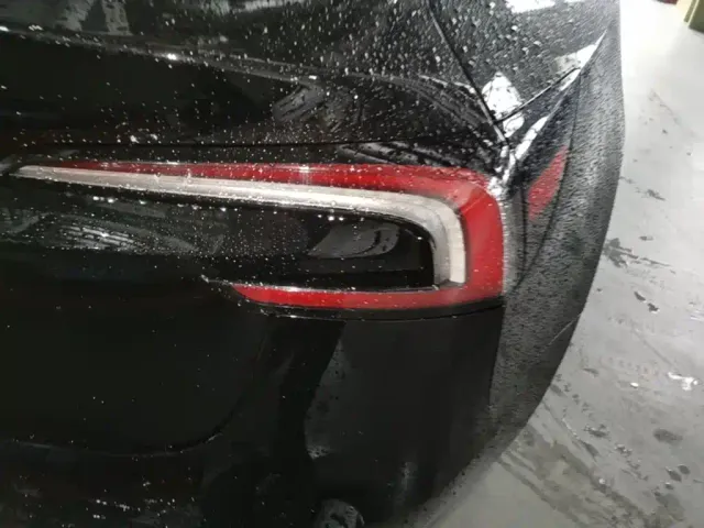 Tesla Model 3 — Фото автомобиля 7
