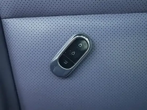 Leapmotor C10 — Фото автомобиля 13