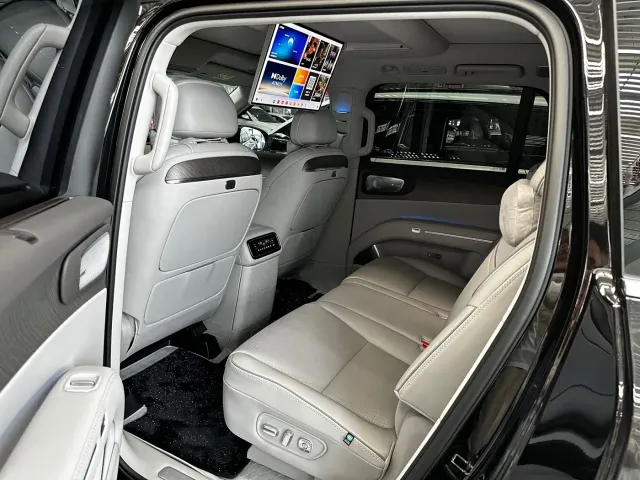 Leapmotor D Series — Фото автомобиля 12