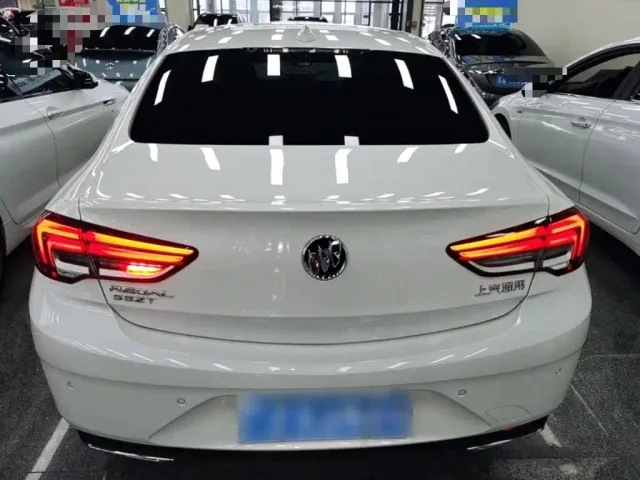 Buick Regal — Фото автомобиля 5
