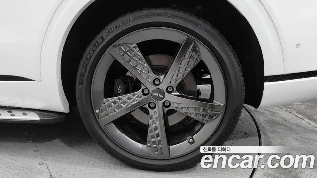 Genesis GV70 2.5T Бензин AWD — Фото автомобиля 11