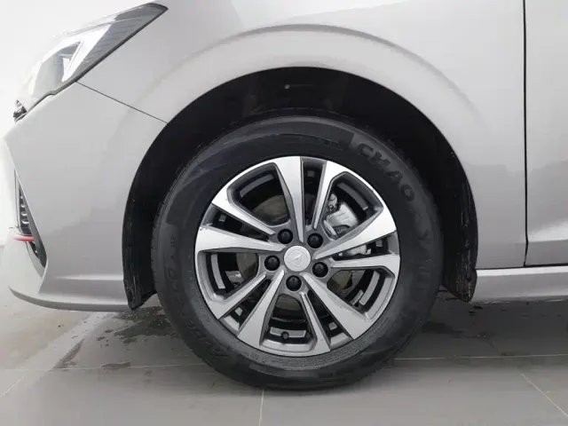 Changan Eado — Фото автомобиля 17