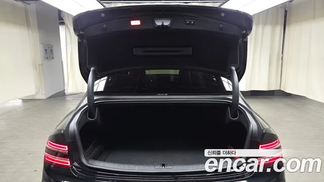 Genesis G80 RG3 — Фото автомобиля 26