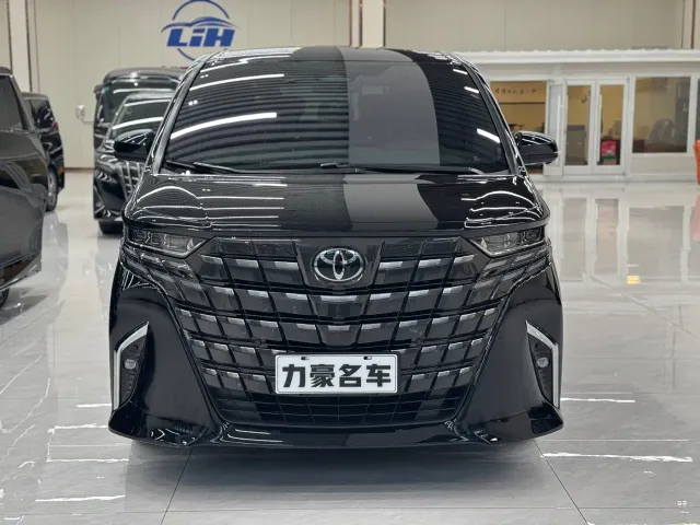 Toyota Alphard — Фото автомобиля 3