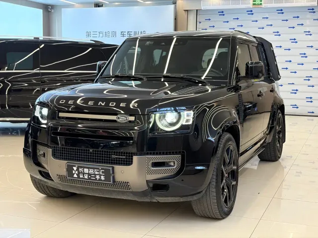 Фотография автомобиля — Land Rover Defender