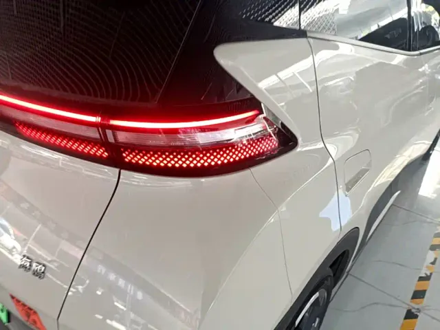 BYD Seagull — Фото автомобиля 23