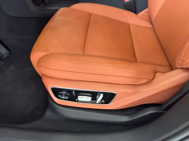 Li Auto L7 — Фото автомобиля 6