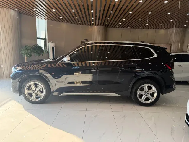BMW X1 — Фото автомобиля 3