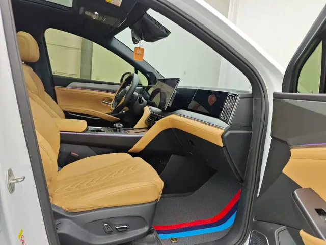 BYD Song L DM-i — Фото автомобиля 20