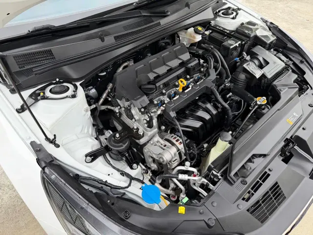 Hyundai Elantra — Фото автомобиля 20