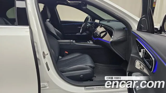 Mercedes-Benz E-Class — Фото автомобиля 25