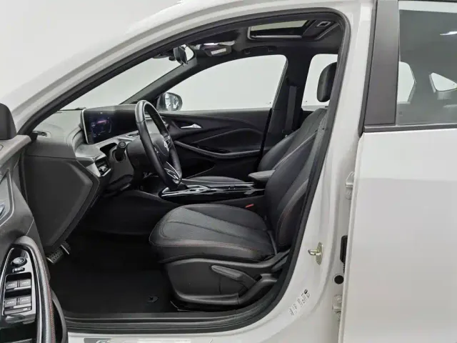 Buick Verano — Фото автомобиля 10