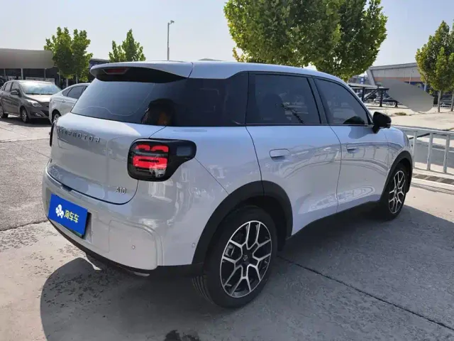Leapmotor A10 — Фото автомобиля 3