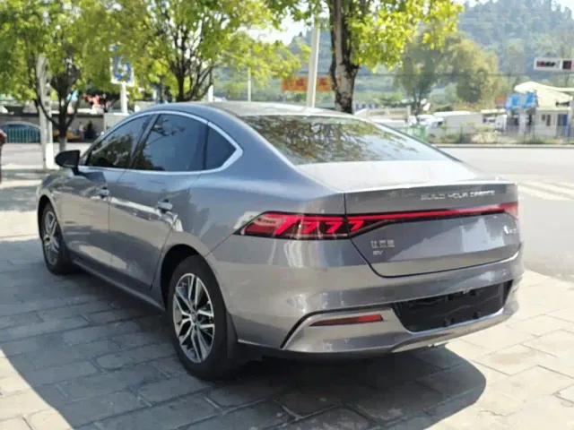 BYD Qin PLUS — Фото автомобиля 16