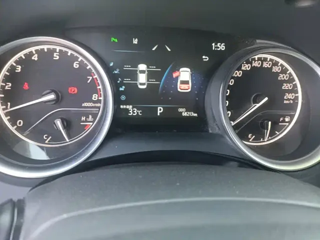 Toyota Camry 2021 2.0G Luxury Edition — Фото автомобиля 4