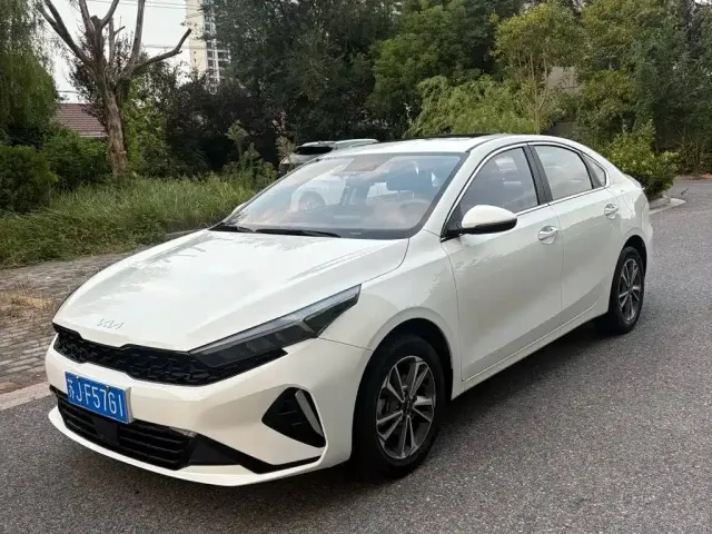 Фотография автомобиля — Kia K3