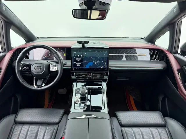 GAC Trumpchi M8 — Фото автомобиля 10