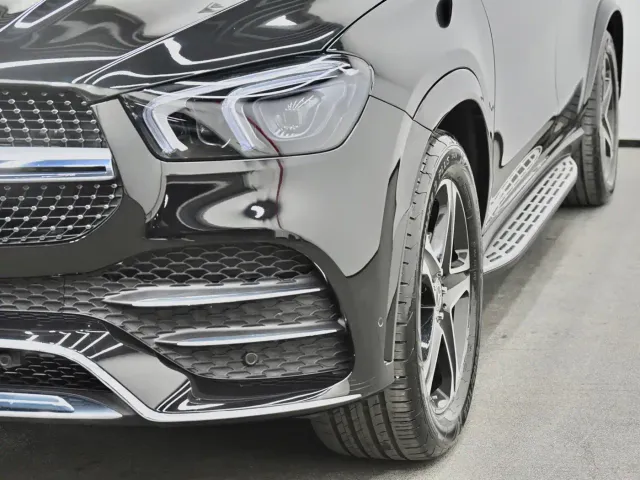 Mercedes-Benz GLE-Class — Фото автомобиля 24