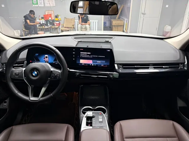 BMW X1 — Фото автомобиля 11