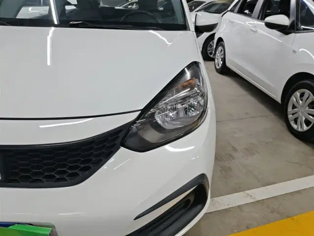 Honda Fit — Фото автомобиля 23