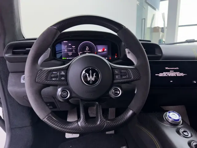 Maserati MC20 — Фото автомобиля 21