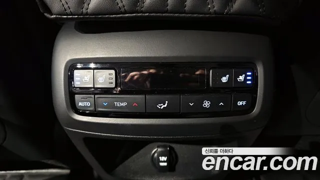 Hyundai Palisade Palisade Дизель 2.2 2WD — Фото автомобиля 19