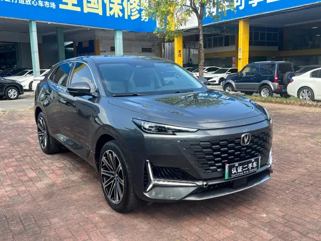 Changan UNI-K iDD — Фото автомобиля 3