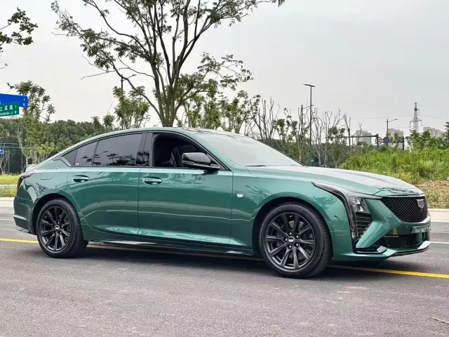 Фотография автомобиля — Cadillac CT5