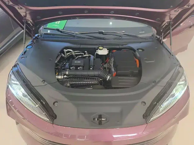 BYD Seal 07 DM-i — Фото автомобиля 19
