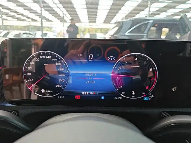 Mercedes-Benz A-Class — Фото автомобиля 11