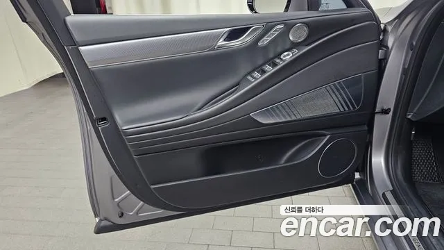 Genesis G80 RG3 — Фото автомобиля 13