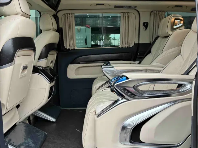 Rhein Auto Rhein Traveler — Фото автомобиля 12