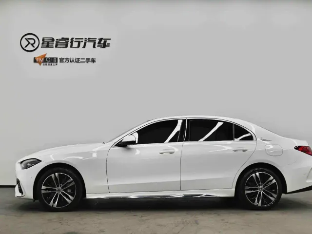 Mercedes-Benz C-Class — Фото автомобиля 4