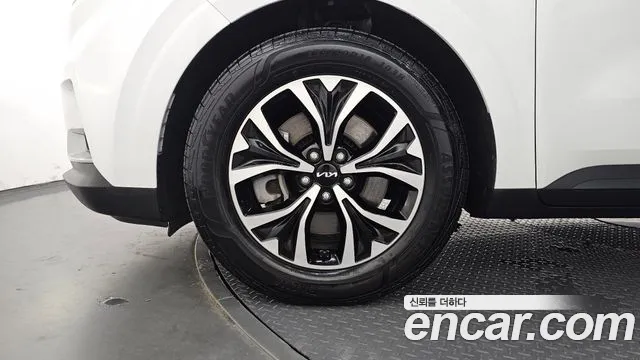 Kia Canival Carnival 4 поколение Дизель 9 мест Prestige — Фото автомобиля 5