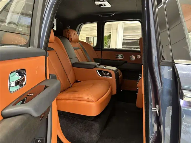 Rolls-Royce Cullinan — Фото автомобиля 18