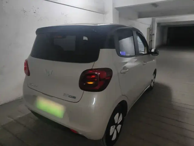 Wuling Hongguang Mini EV — Фото автомобиля 6