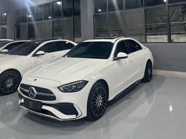 Mercedes-Benz C-Class — Фото автомобиля 2