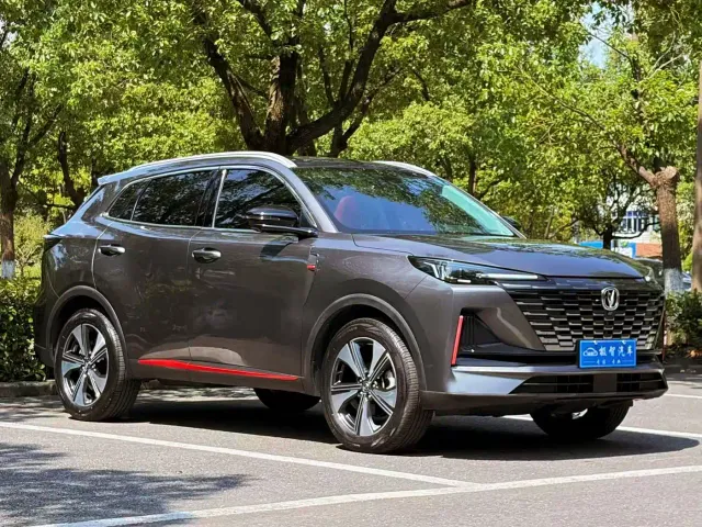 Changan CS55 Plus — Фото автомобиля 3
