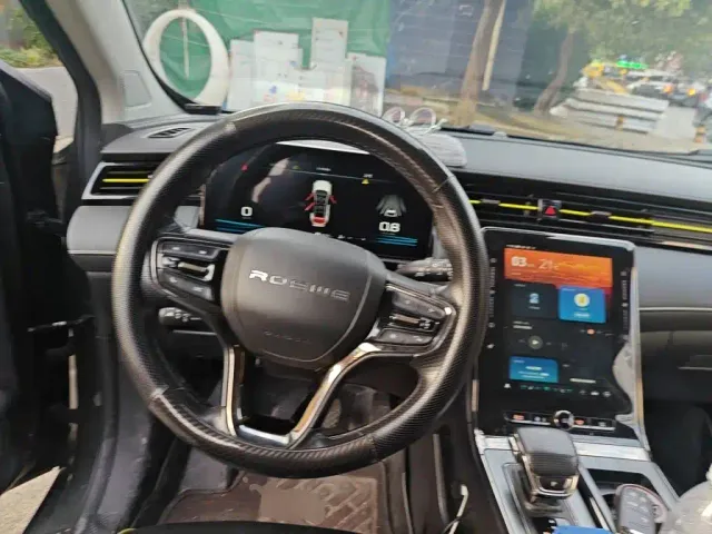 Roewe RX5 — Фото автомобиля 13