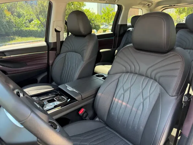 GAC Trumpchi M8 — Фото автомобиля 12