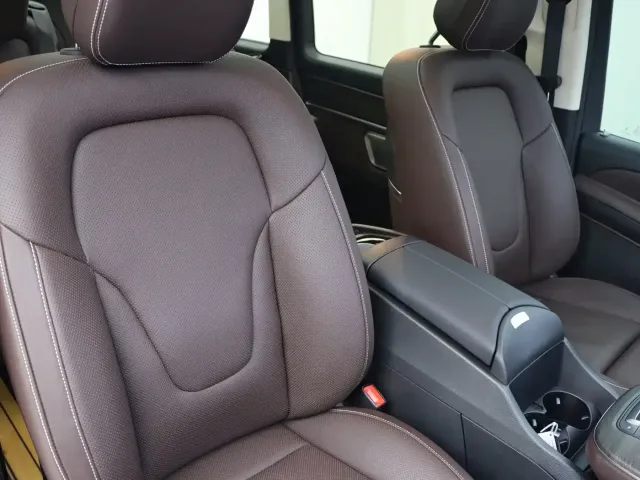 Mercedes-Benz V-Class — Фото автомобиля 10