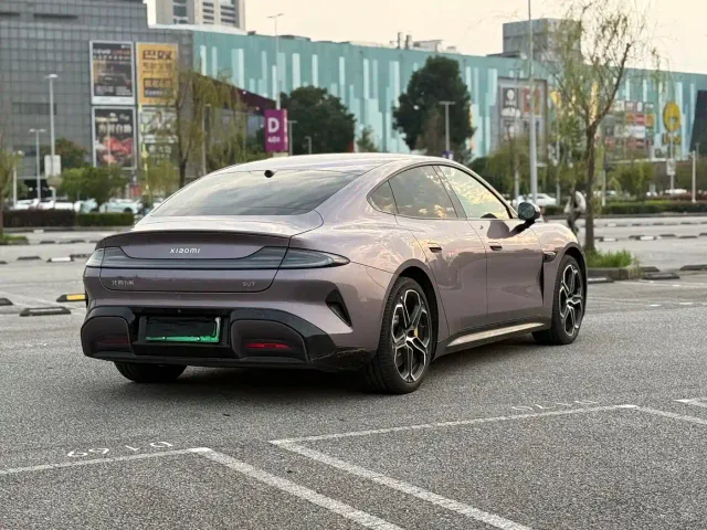 Xiaomi SU7 — Фото автомобиля 6