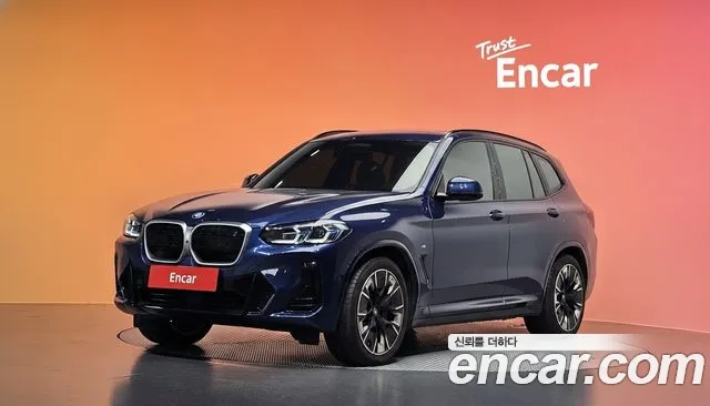 Фотография автомобиля — BMW iX3 G08 (2020–2024)