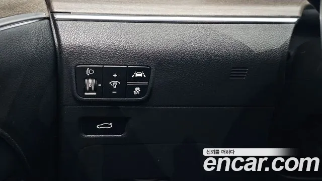 Kia K5 Generation 3 — Фото автомобиля 20