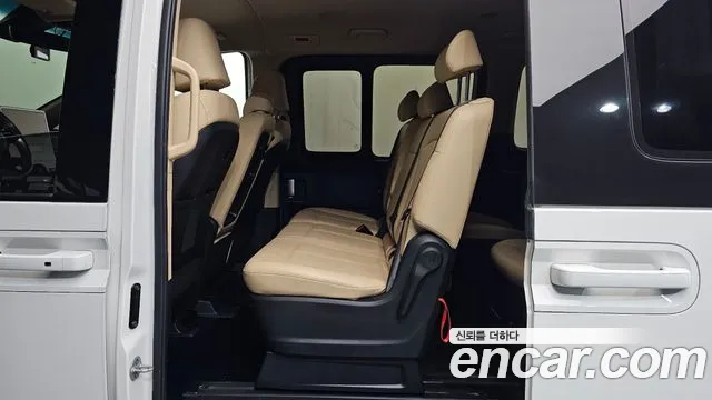Hyundai Staria — Фото автомобиля 18